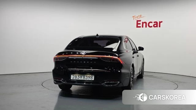 Hyundai The New Grandeur IG id 3965424 из Кореи 14