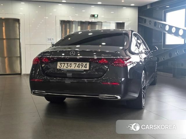 Mercedes-Benz E-Class W214 id 4744272 из Кореи 14