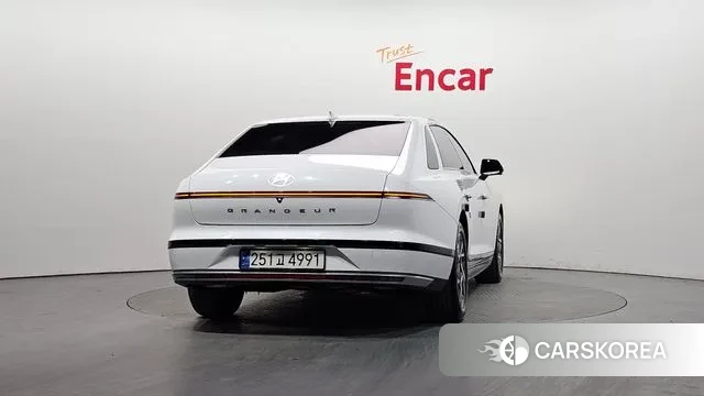 Hyundai Grandeur (GN7) id 3431484 из Кореи 14