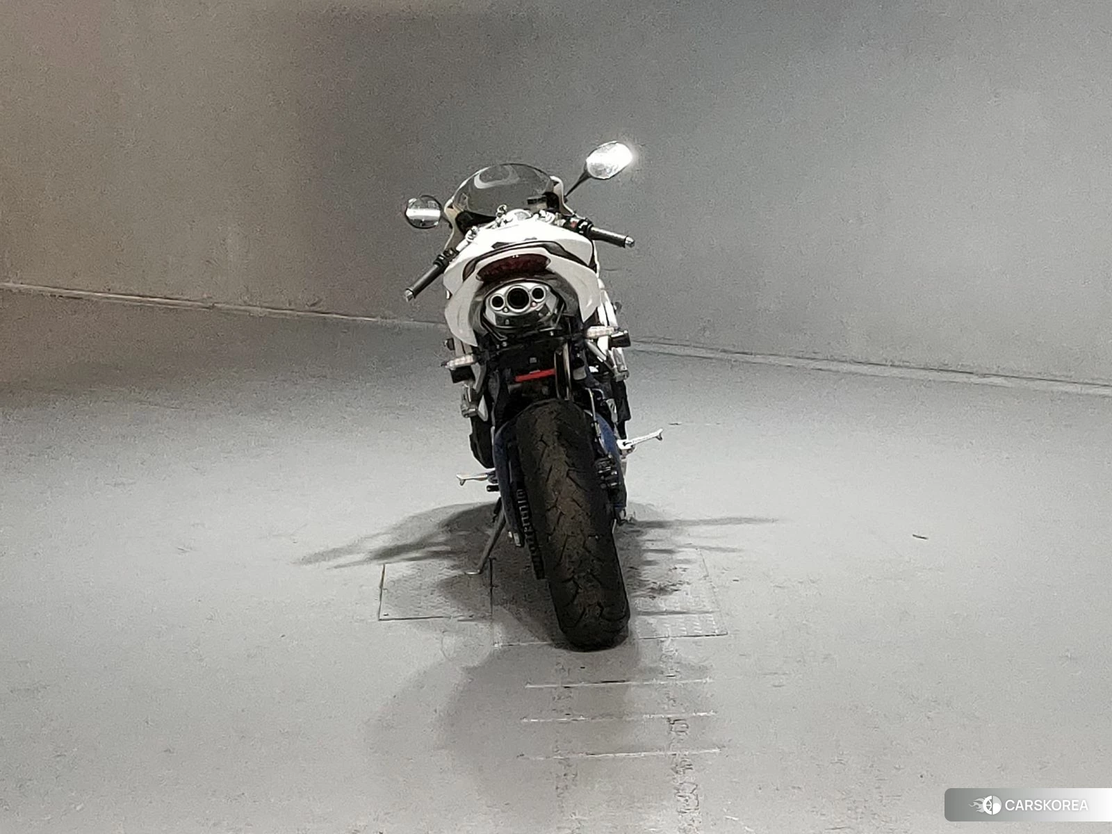 Проданный Triumph DAYTONA 675 2010 из Японии, фото 3