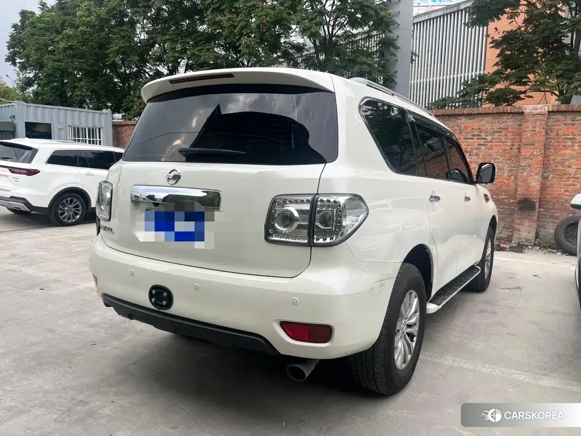 Nissan Toure id 4546684 из Китая 12