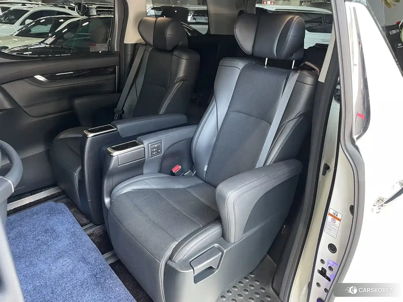 Toyota Vellfire id 4547574 из Китая 13