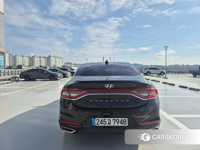 Hyundai Grandeur IG id 3284194 из Кореи 14