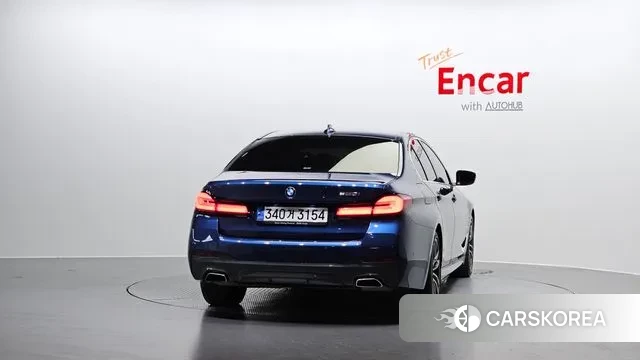 BMW 5 Series (G30) id 2890848 из Кореи 14