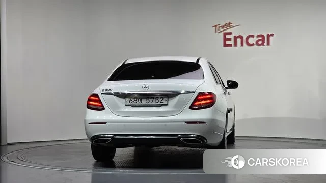 Mercedes-Benz E-Class W213 id 3766644 из Кореи 14