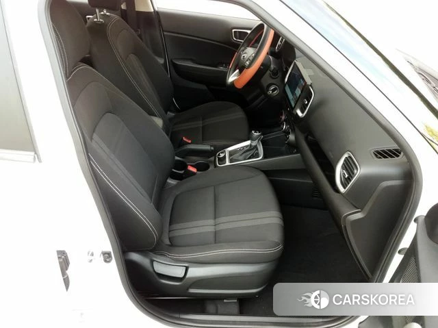 Hyundai Venue id 4310391 из Кореи 14