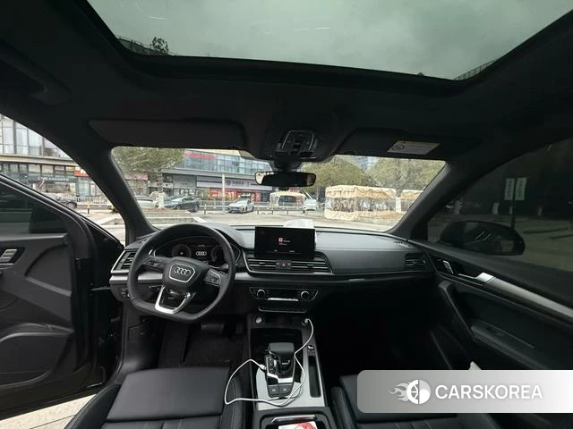 Audi Q5L id 3920617 из Китая 8