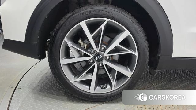 Kia The New Niro id 4754790 из Кореи 29