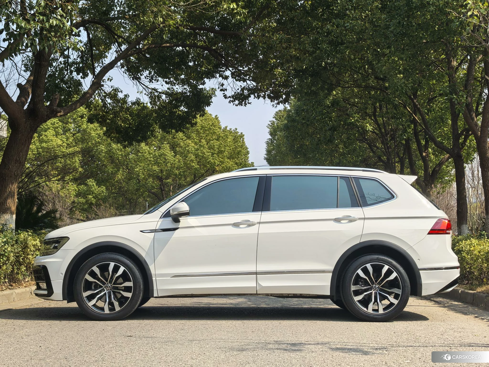 Volkswagen Tiguan L id 4440624 из Китая 25