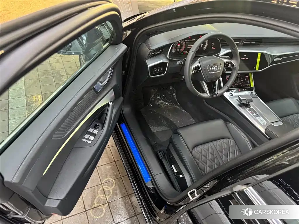 Audi A6L id 4546221 из Китая 14