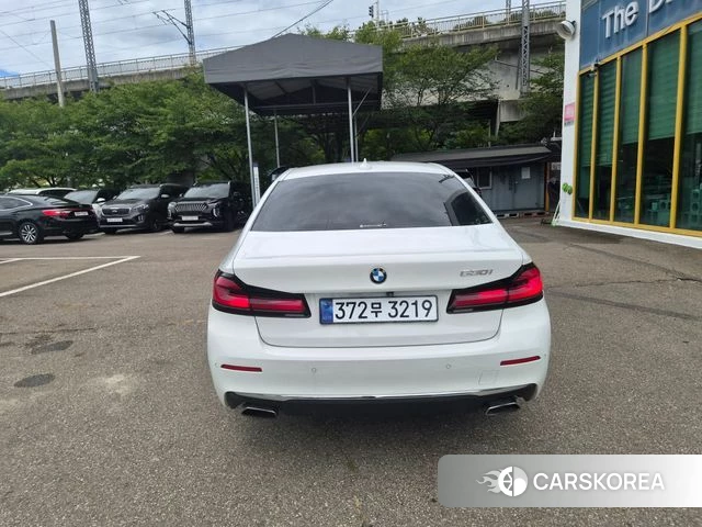 BMW 5 Series (G30) id 4736758 из Кореи 14