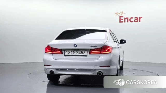 BMW 5 Series (G30) id 4471178 из Кореи 14