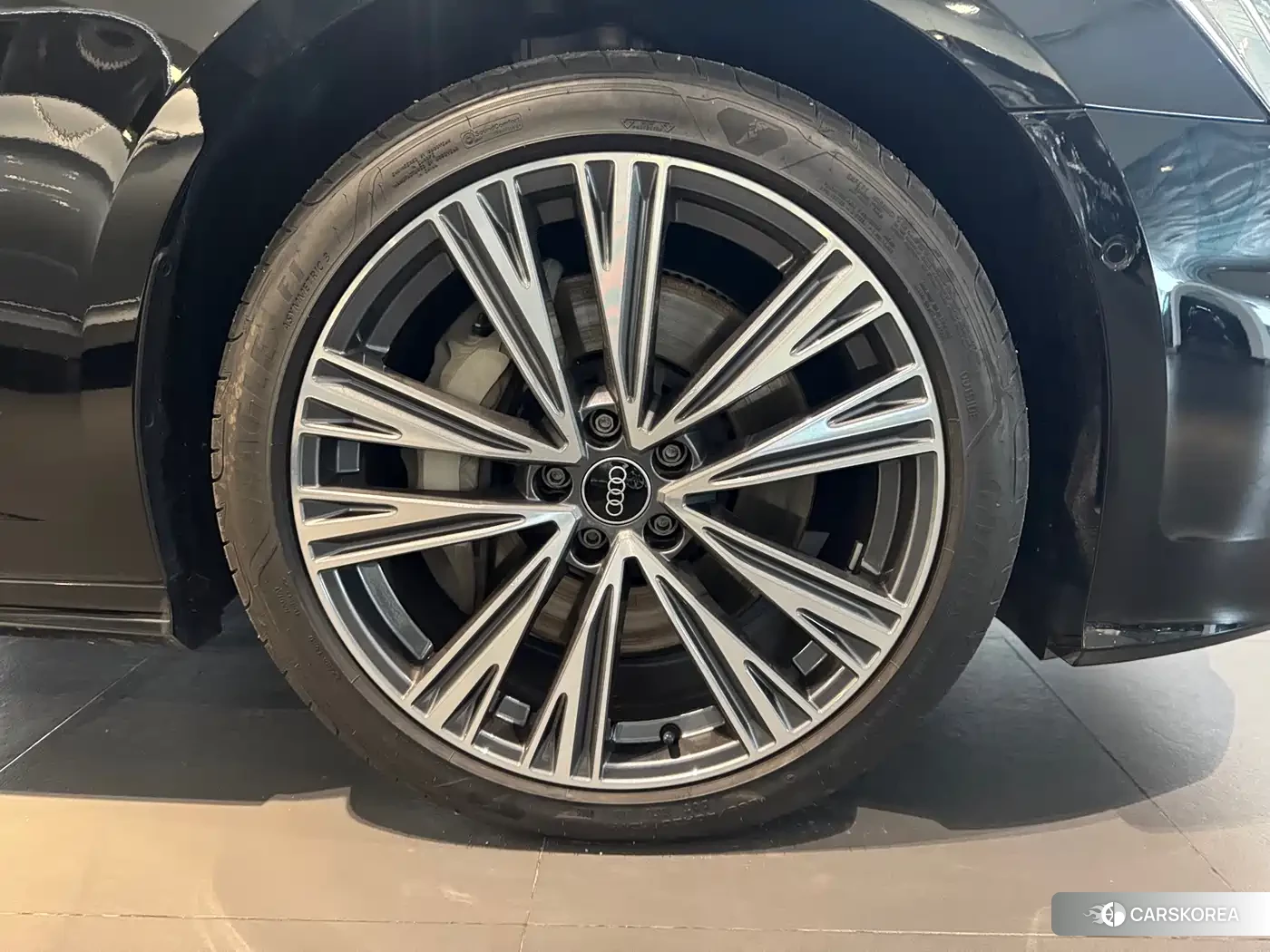 Audi A6L 2025 Черный из Китая, фото 5