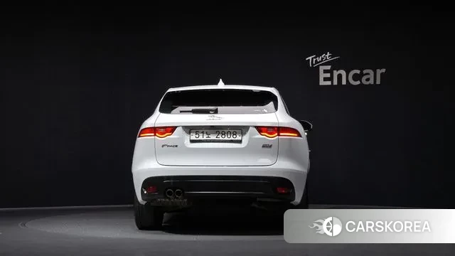 Jaguar F-PACE id 3369028 из Кореи 14