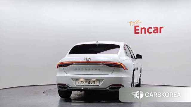 Hyundai The New Grandeur IG id 4376228 из Кореи 25