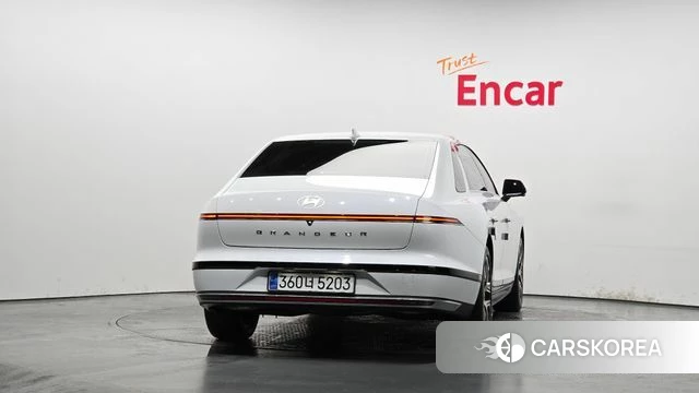 Hyundai Grandeur (GN7) id 3805557 из Кореи 14