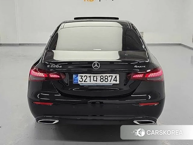 Mercedes-Benz E-Class W213 id 4640497 из Кореи 11
