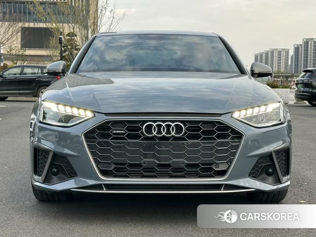 Audi A4L id 4241739 из Китая 14