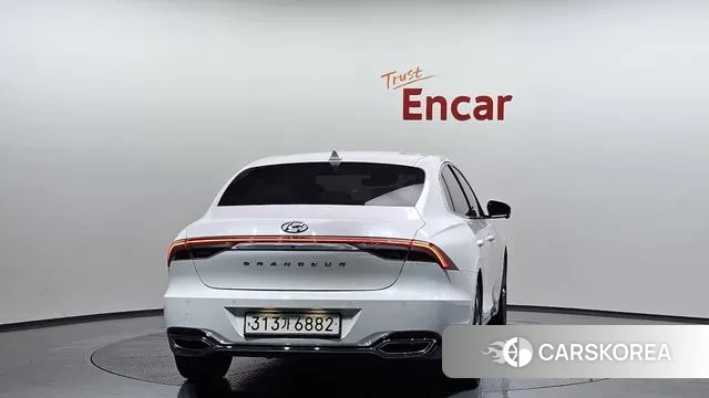 Hyundai The New Grandeur IG id 3600845 из Кореи 14