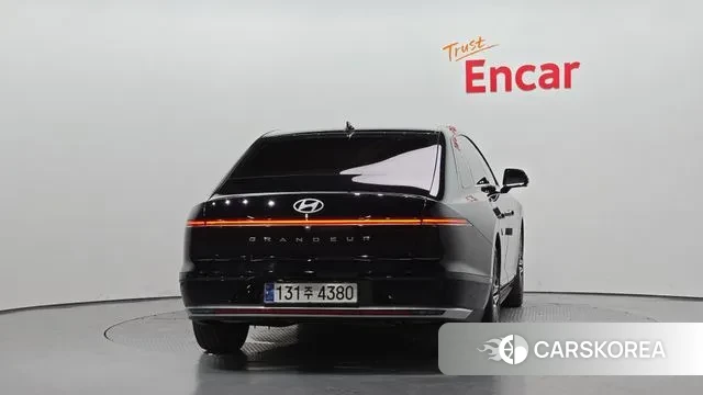 Hyundai Grandeur (GN7) id 3016363 из Кореи 14