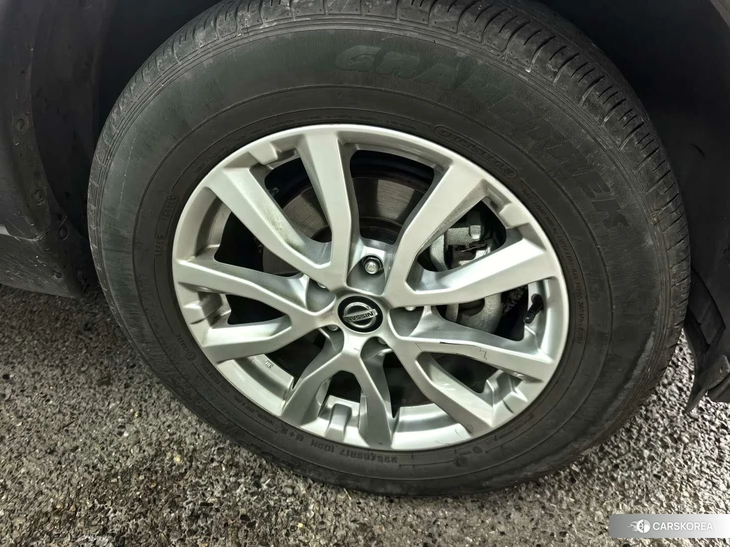 Nissan Qijun id 4420111 из Китая 8