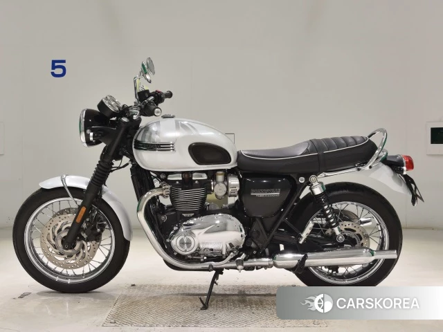 Triumph BONNEVILLE T120 2020 из Японии, фото 3