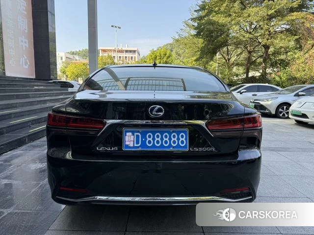 Lexus LS 2022 Черный из Китая, фото 5