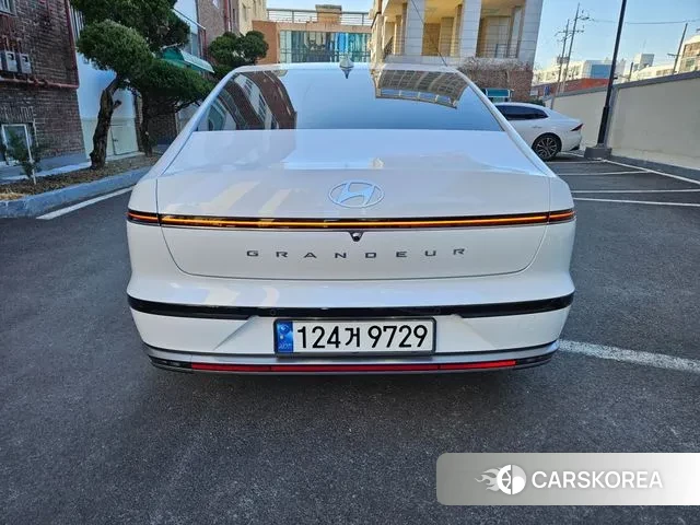 Hyundai Grandeur Hybrid (GN7) id 3565982 из Кореи 14