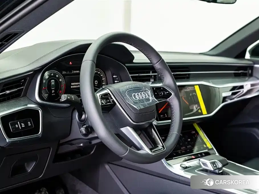 Audi A6L id 4600450 из Китая 17