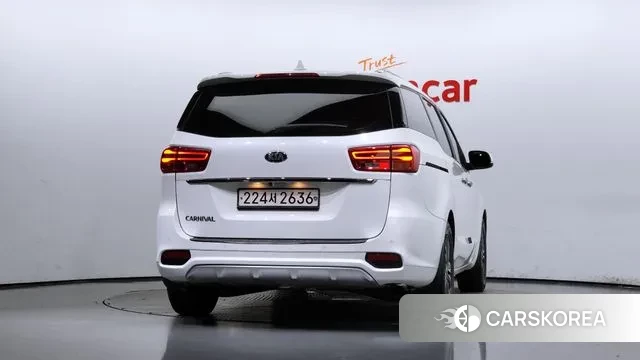 Kia The New Carnival id 3008787 из Кореи 14