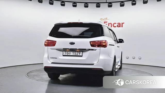 Kia The New Carnival id 3893762 из Кореи 14