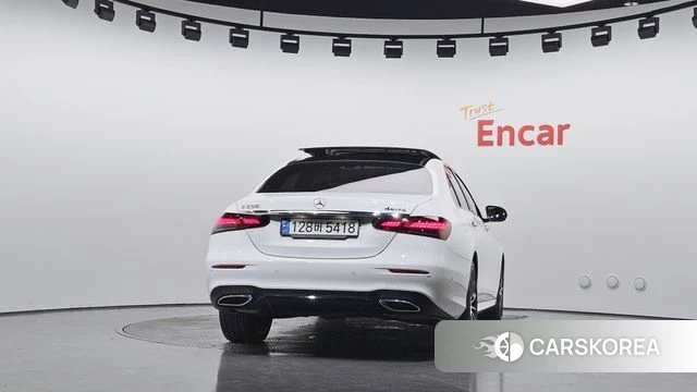 Mercedes-Benz E-Class W213 id 4656279 из Кореи 24