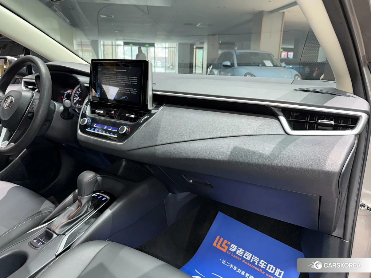 Toyota Corolla id 4468124 из Китая 25