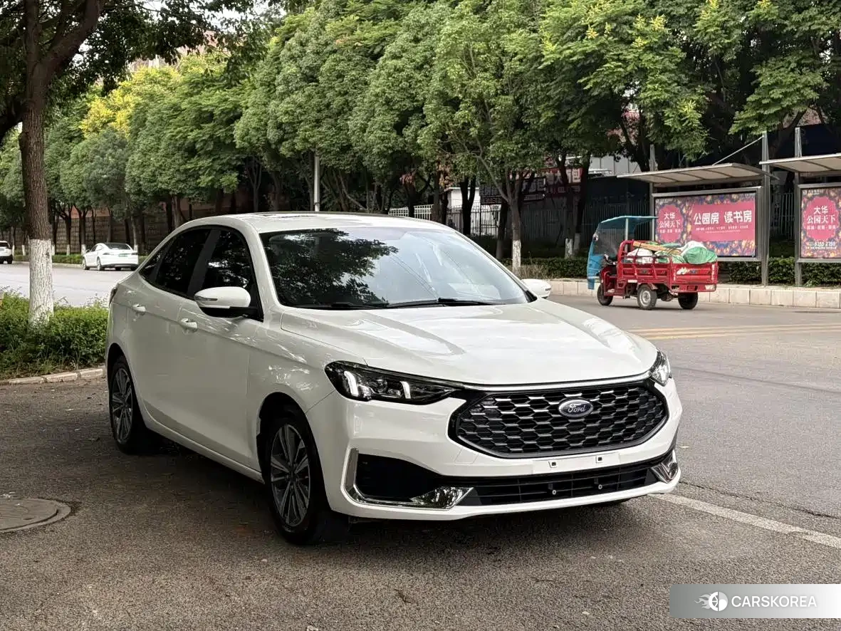 Ford Forrest 2022 Белый из Китая, фото 5