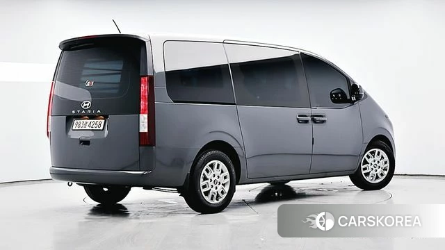 Hyundai Staria id 4847465 из Кореи 14