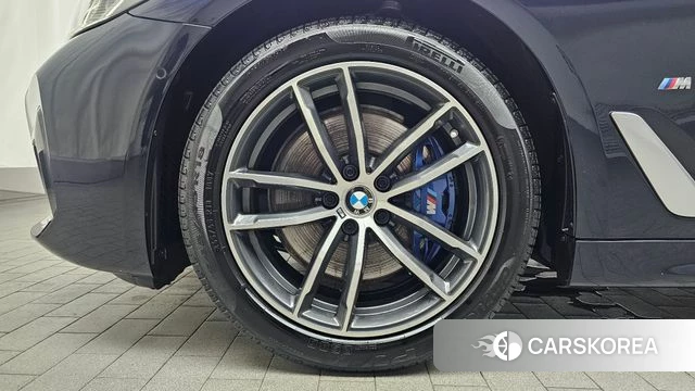 BMW 5 Series (G30) id 4715665 из Кореи 27