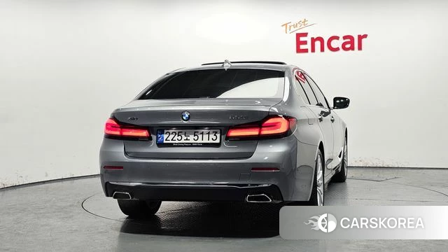 BMW 5 Series (G30) id 3841850 из Кореи 14