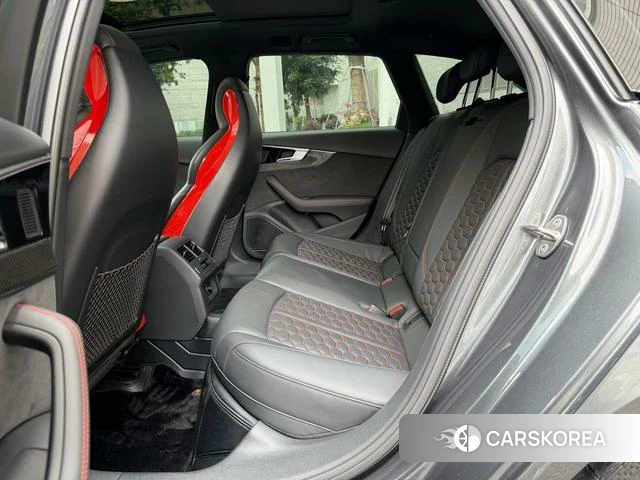 Audi RS 4 id 4261444 из Китая 11