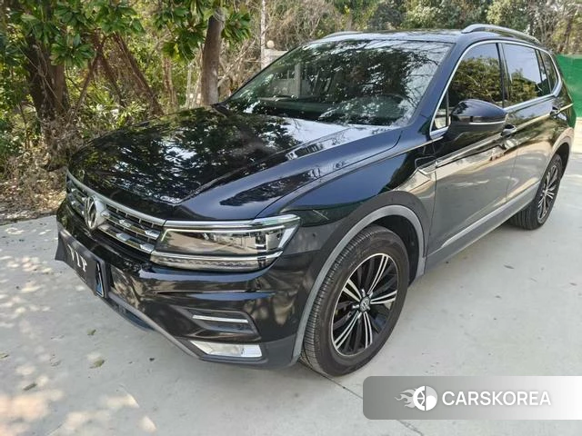 Volkswagen Tiguan L 2018 Черный из Китая, фото 4