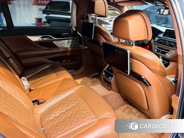 BMW 7 series 2022 Черный из Китая, фото 4