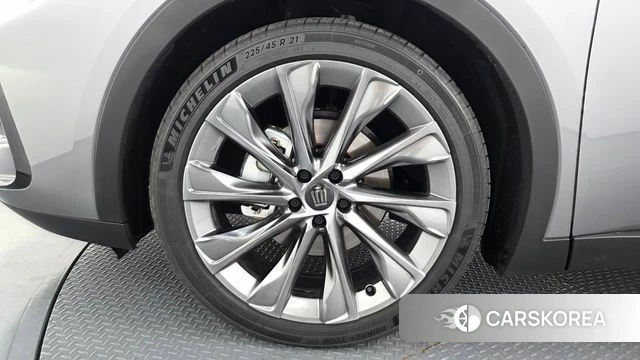 Toyota Crown Crossover id 4565539 из Кореи 26