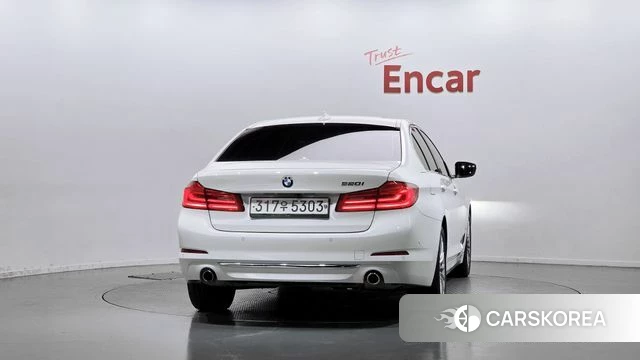 BMW 5 Series (G30) id 4751010 из Кореи 25