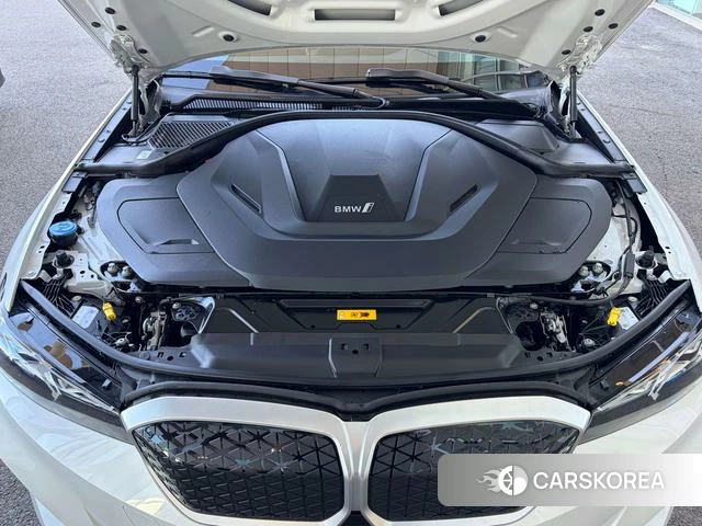 BMW i3 id 3908393 из Китая 8