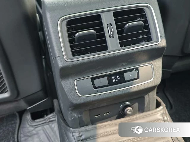Audi Q5L id 4279335 из Китая 11