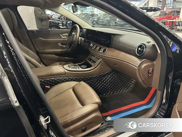 Mercedes-Benz E-class id 4209424 из Китая 5