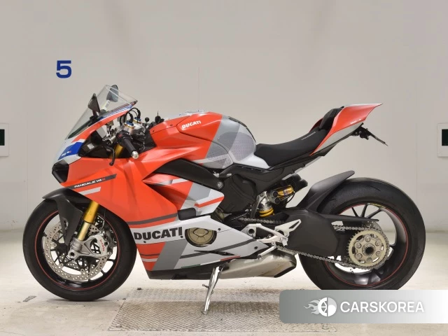 Ducati PANIGALE V4 S 2019 из Японии