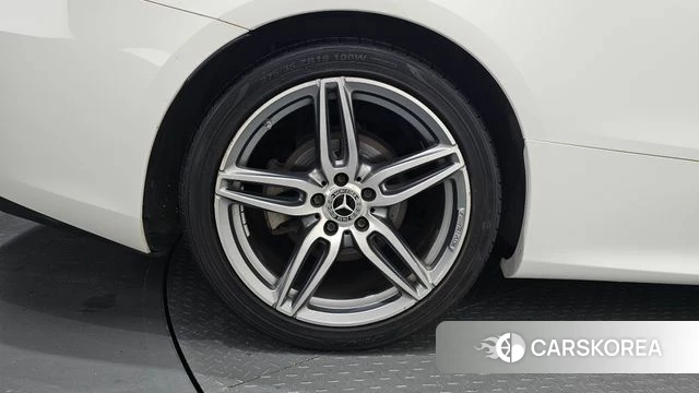 Mercedes-Benz E-Class W213 id 4563236 из Кореи 24