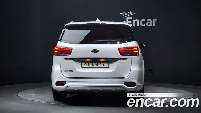 Kia The New Carnival id 2760644 из Кореи 14