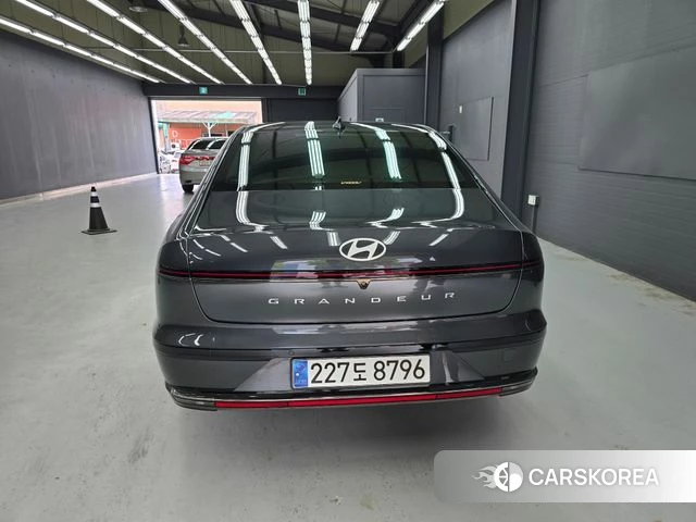 Hyundai Grandeur Hybrid (GN7) id 4635625 из Кореи 9