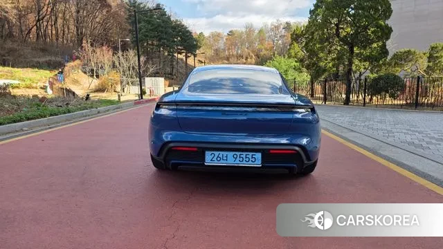 Porsche Taycan id 3393751 из Кореи 12